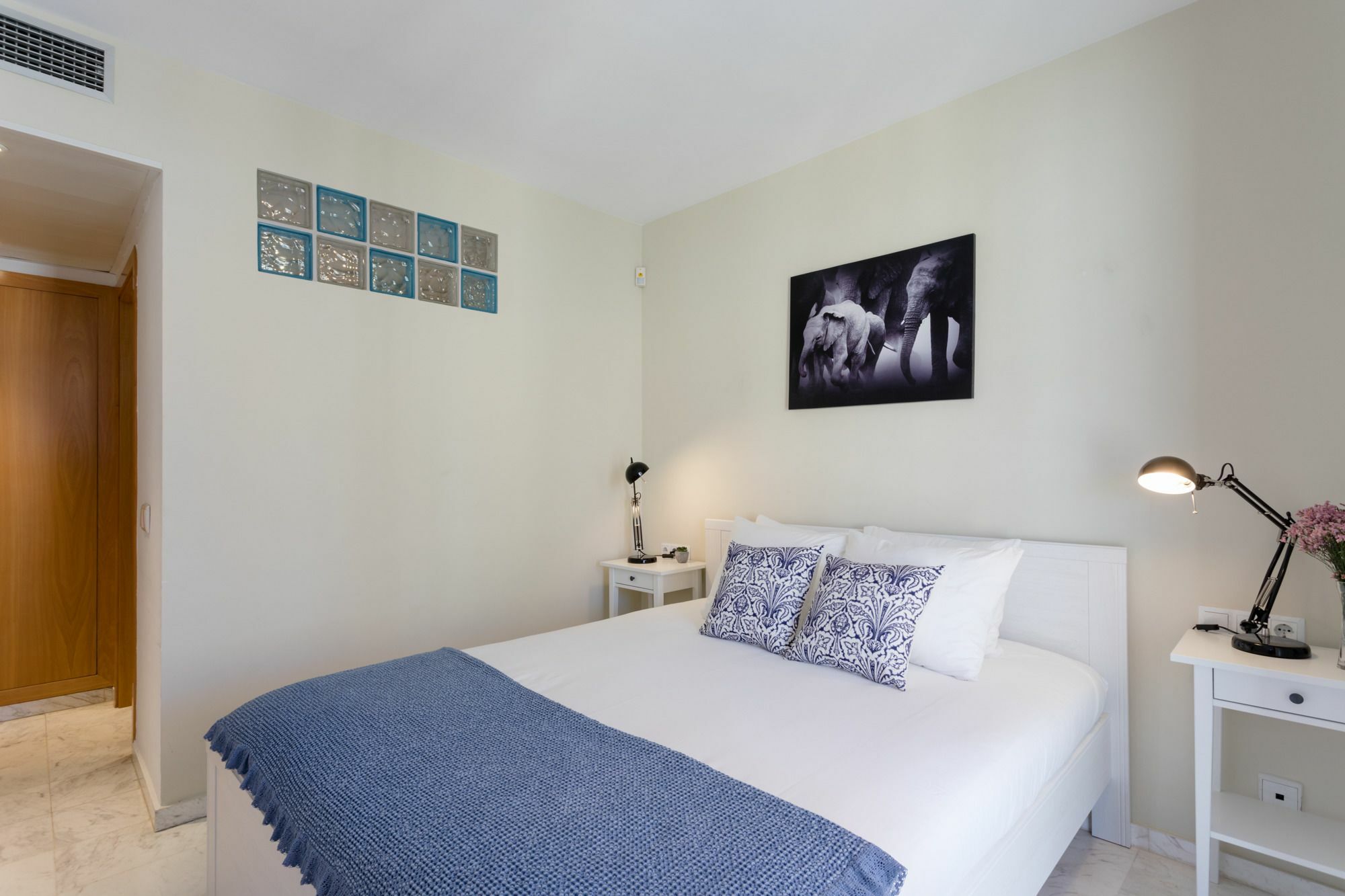 Unique Rentals - Stylish Seafront Duplex บาร์เซโลนา ภายนอก รูปภาพ