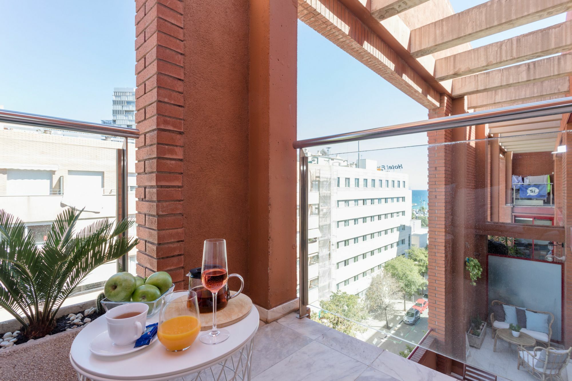 Unique Rentals - Stylish Seafront Duplex บาร์เซโลนา ภายนอก รูปภาพ